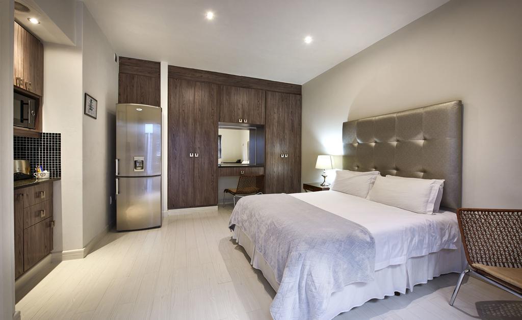Dynasty Forest Sandown Self Catering Hotel Johannesburg Rum bild